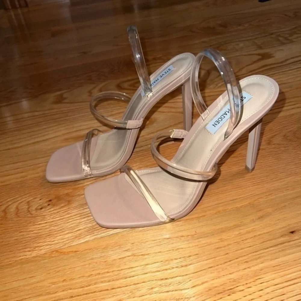 New Gracey Sandal in Clear Steve Madden size 8.5 - Picture 3 of 4